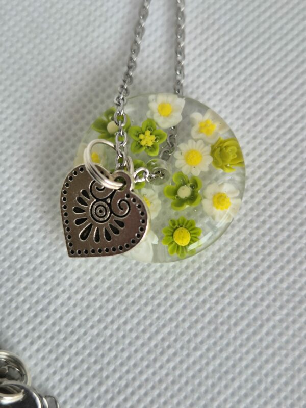 Collier petit médaillon