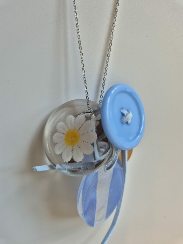 Collier Breloques bleu rayé
