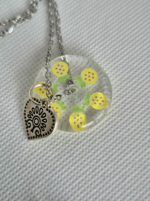 Collier petit médaillon