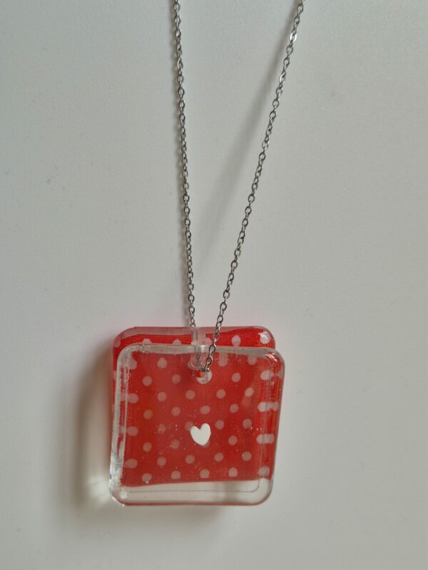 Collier Petits Carrés Pois rouges