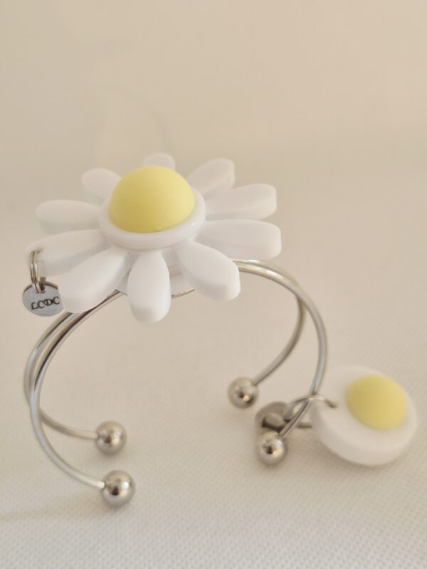 Bracelet Fleur De Lys Breloques Médaillon Central Jaune