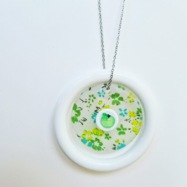 Collier Pomme D'Api Blanc et Vert